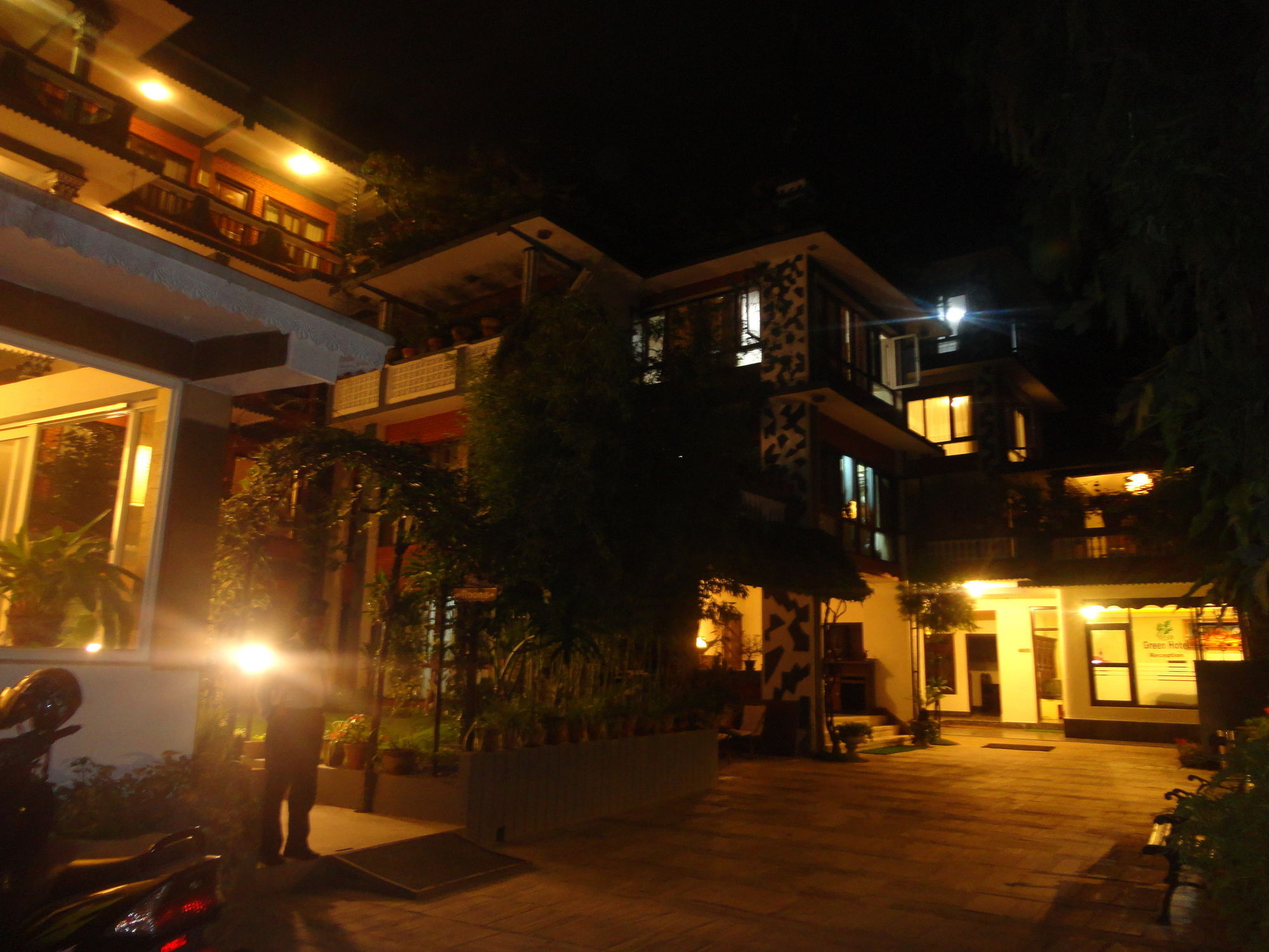 Green Hotel Κατμαντού Εξωτερικό φωτογραφία